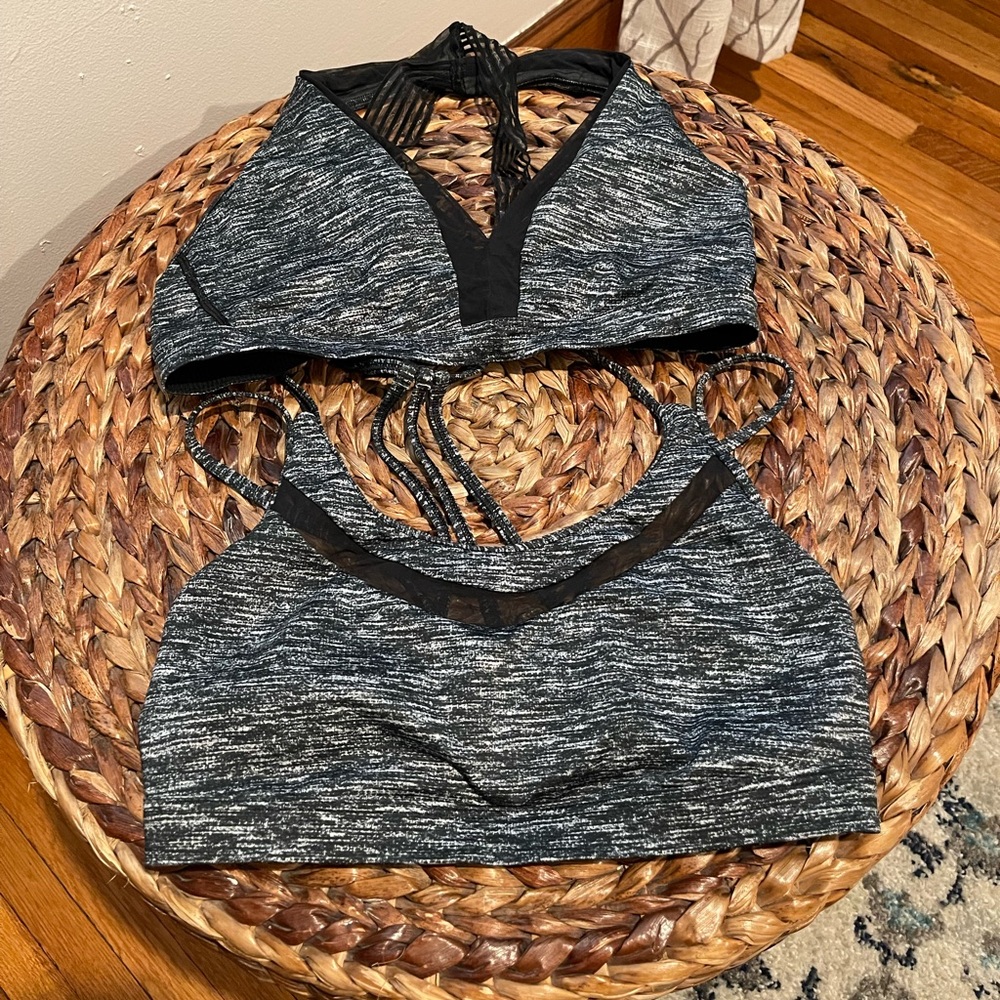 2 Victoria Secret Sport - Sport bras - size medium